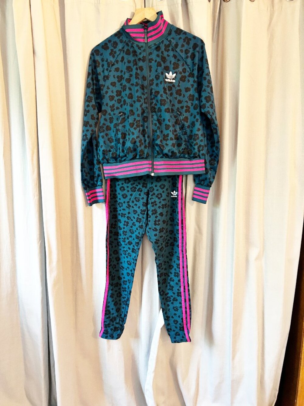 adidas Track Set, Teal and Black leopard with pink trim - Picture 7 of 14